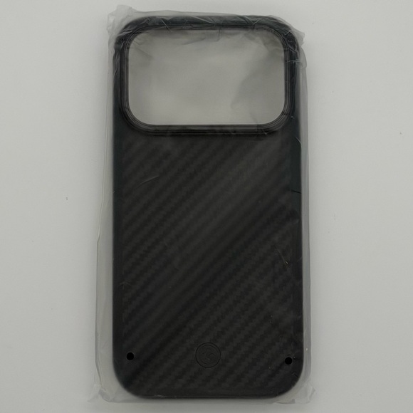 Other - iPhone 17 Black Carbon-Texture Mag Safe Case